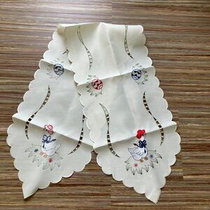 Mother Goose Embroidered Table Runner Easter Egg Springtime Scallop Edge 14.5x68